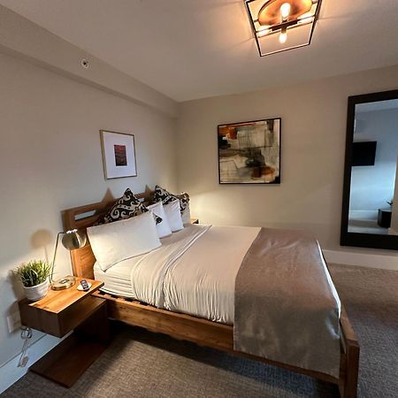 Entire Modern 7 Unit 7 Bath Boutique Inn Нюпорт Екстериор снимка