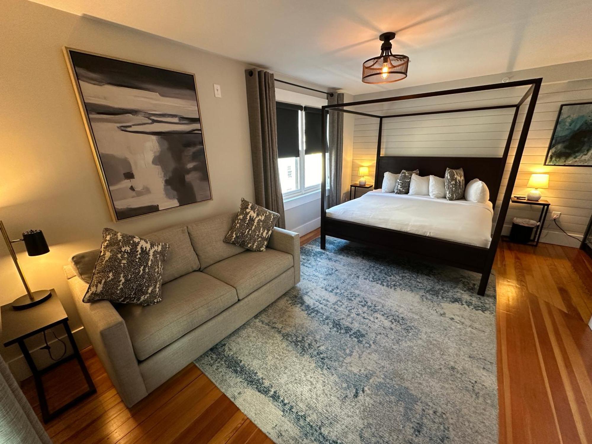 Entire Modern 7 Unit 7 Bath Boutique Inn Нюпорт Екстериор снимка